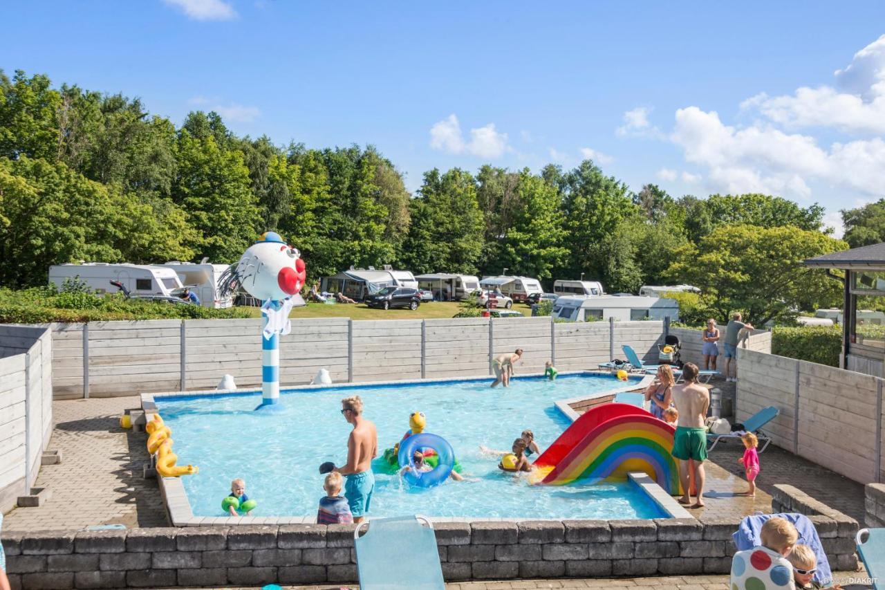 First Camp Moelle-Hoeganaes Bagian luar foto