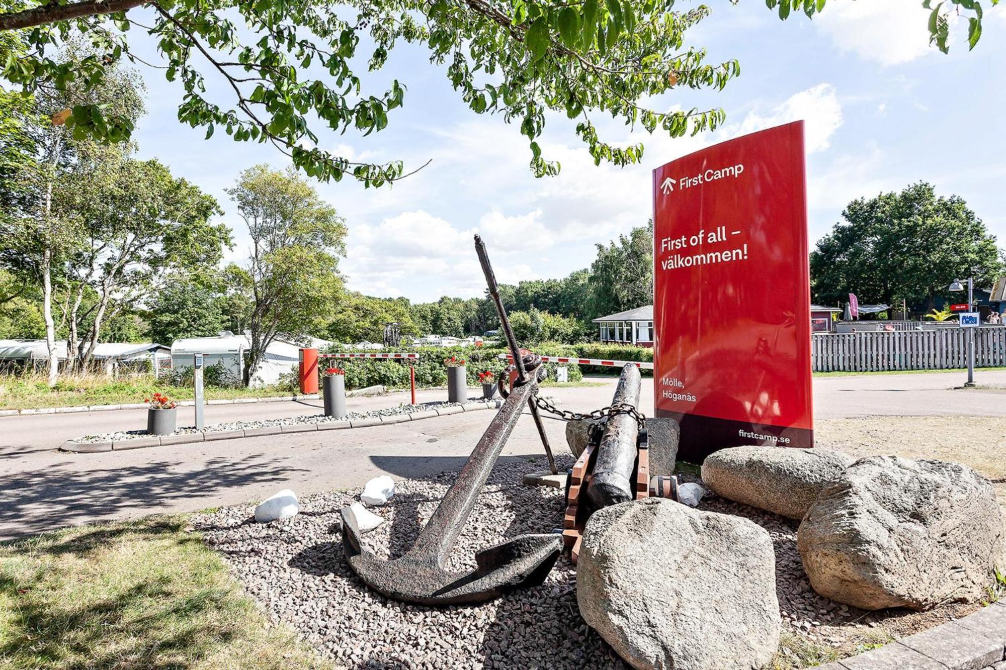 First Camp Moelle-Hoeganaes Bagian luar foto